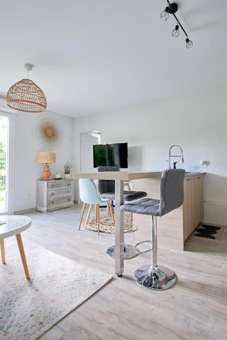 Apartamento Le Cocon Boheme Chic Sartrouville Exterior foto